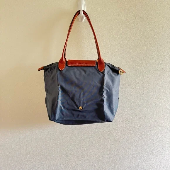 Longchamp Le Pliage Shopping Medium Tote Bag - Picture 4 of 12